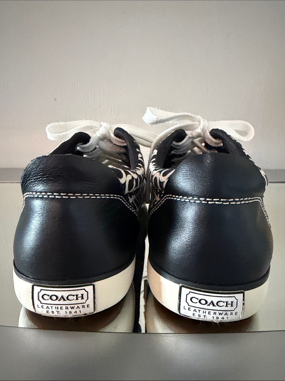 COACH Barrett Signature C Black White Canvas / Leather Sneakers Women’s Size 6.5 - Picture 3 of 15